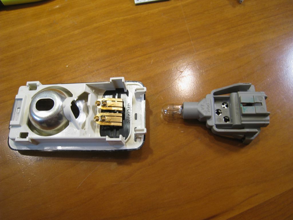 http://www.kayukawa.com/IMG_1011r.JPG